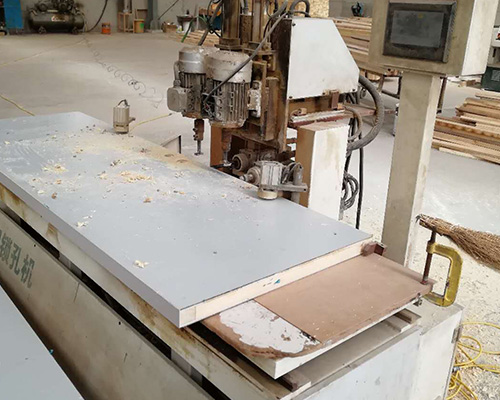 生產(chǎn)車(chē)間