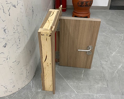 套裝木質(zhì)防火門樣品